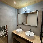 Le Schuss Chalet, Prive, Piste De A 100m *