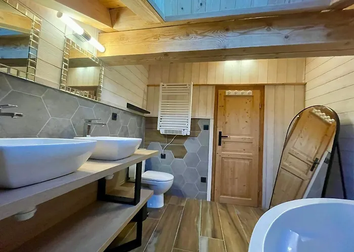 Dağ evi Le Schuss Chalet, Prive, Piste De A 100m *