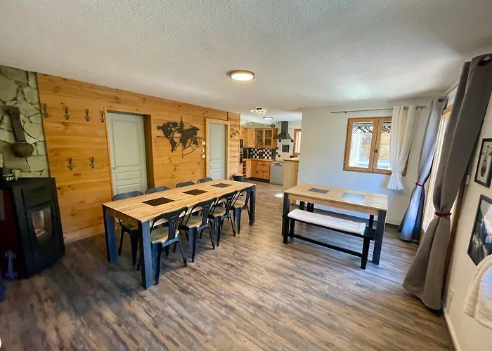 Σαλέ Le Schuss Chalet, Prive, Piste De A 100m Λε Ντεζ Αλπ