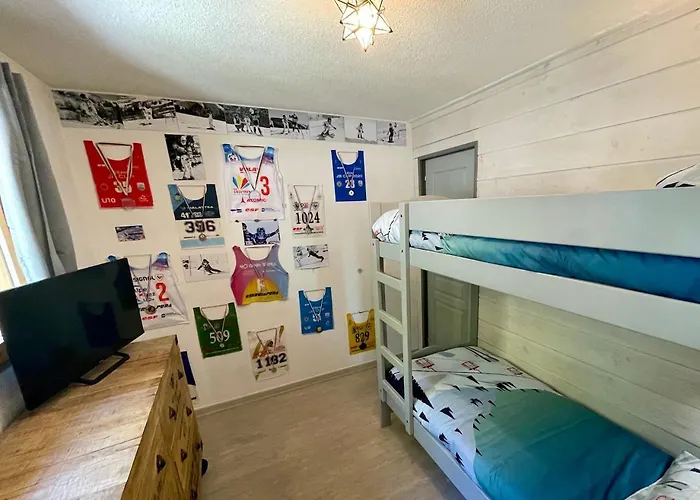 Dağ evi Le Schuss Chalet, Prive, Piste De A 100m