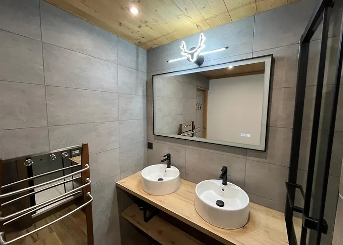 Le Schuss Chalet, Prive, Piste De A 100m *